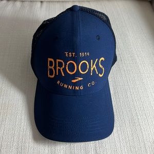 Brooks Running Trucker Hat-Never Worn